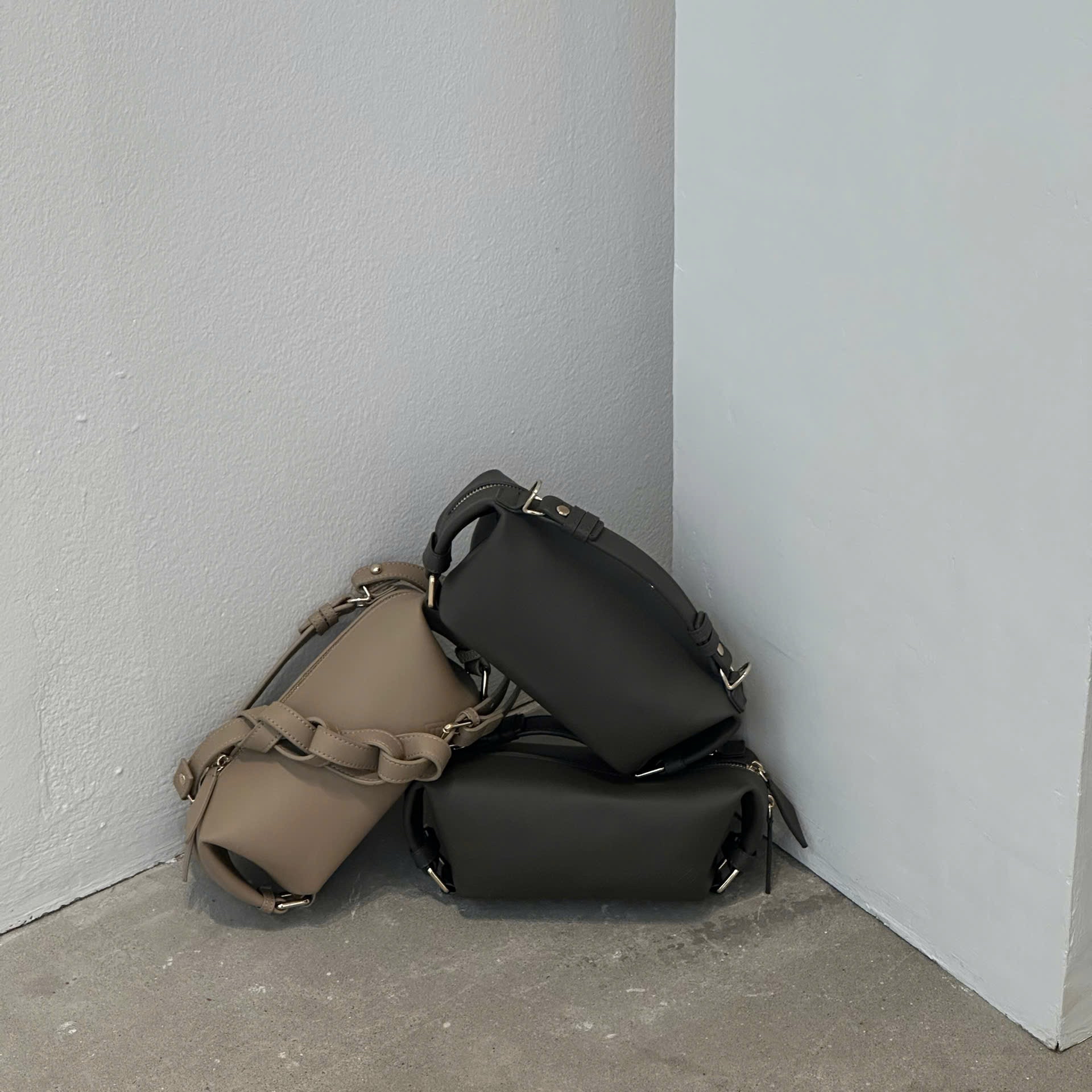 [L’FEMME] Jowe Bag — Beige / สีเบจ — 4