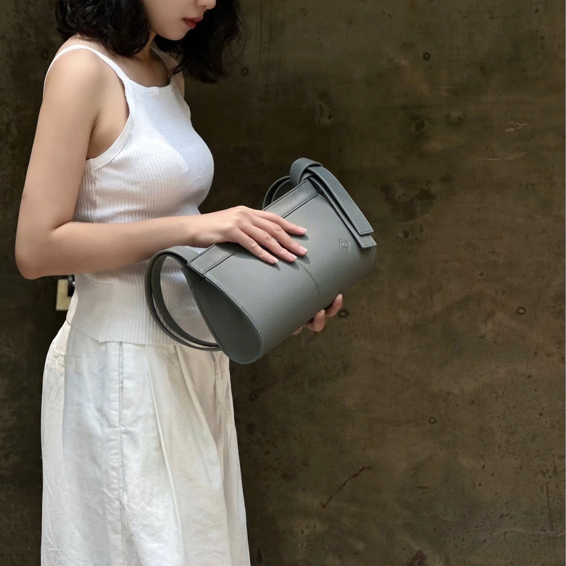 [L’FEMME] Noue Bag — Ocean Grey / สีเทาโอเชียน — 4