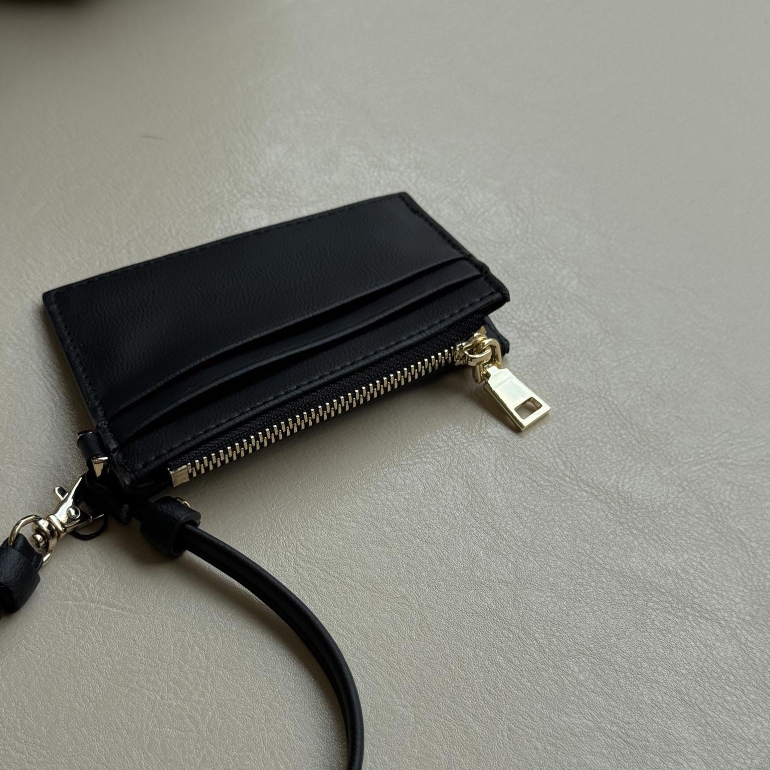 [L’FEMME] Zip Card Holder — Black / สีดำ — 4