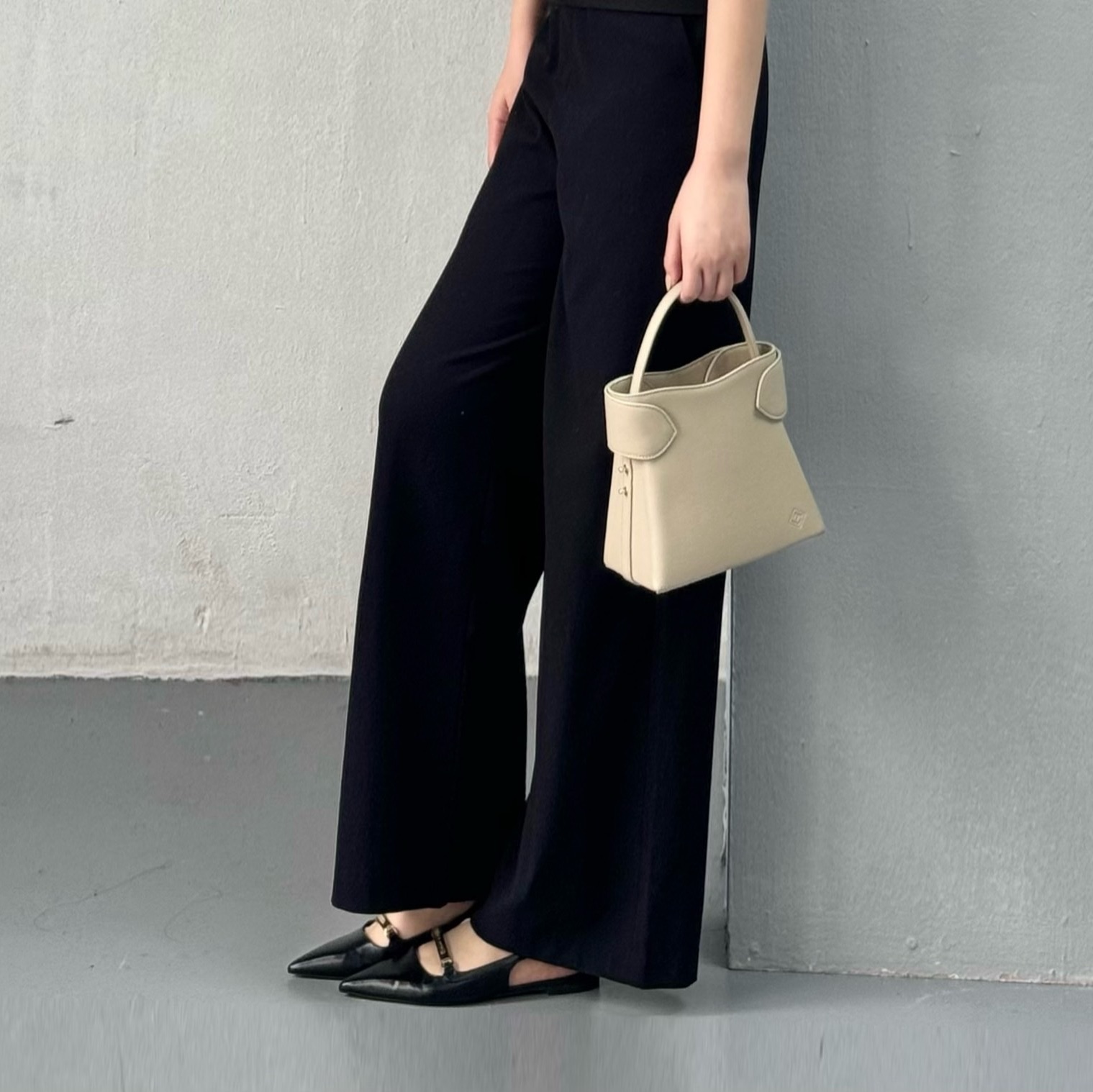 [L’FEMME] Ciin Bag — Light Beige / สีเบจอ่อน — 2
