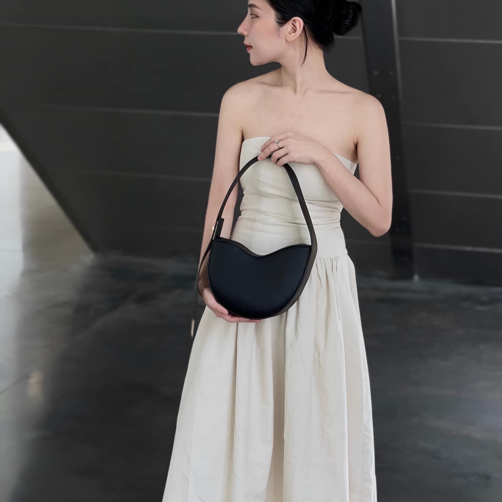 [L’FEMME] Tulipe Bag — Black / สีดำ