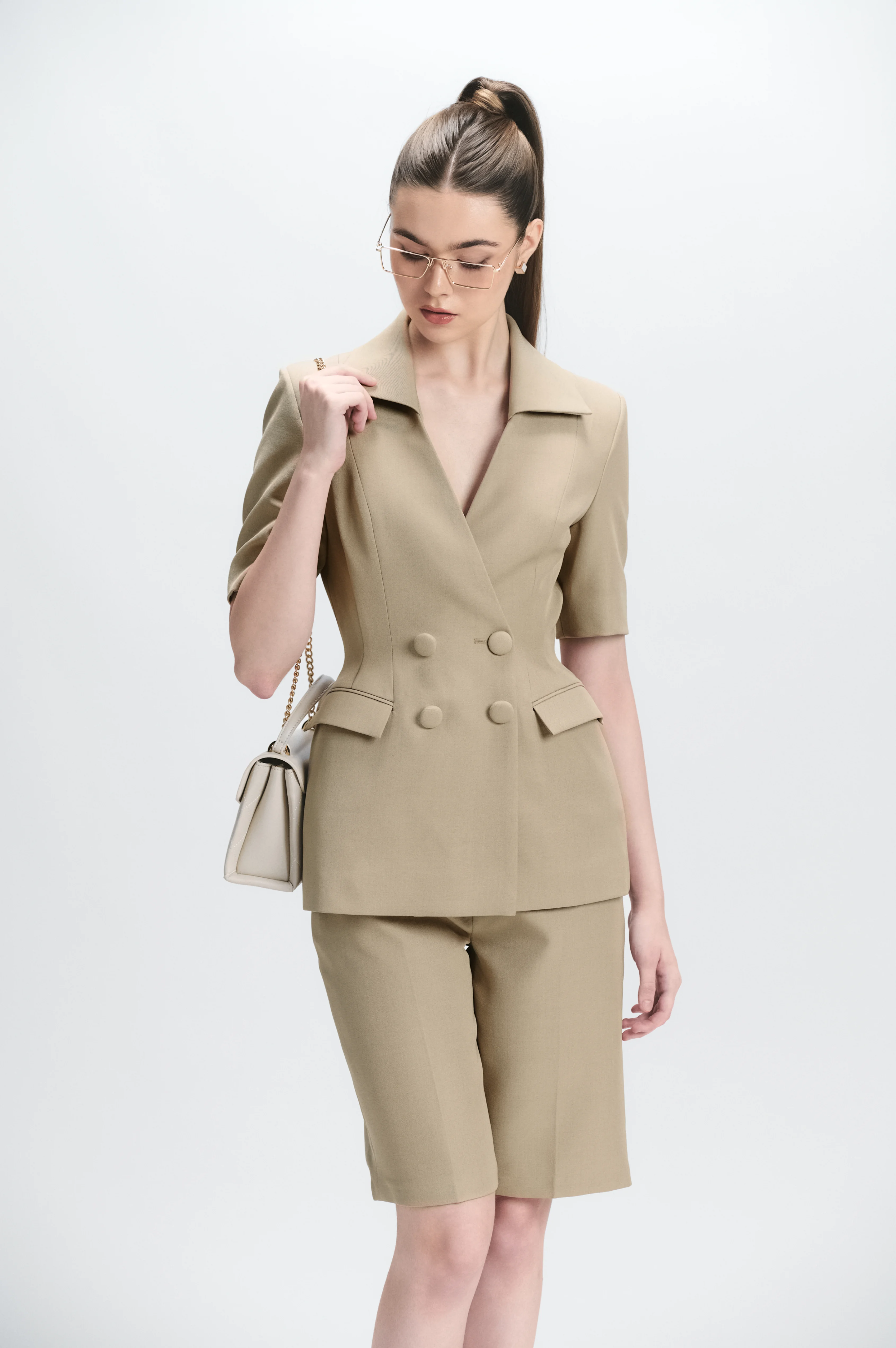 Nancy Blazer — เบลเซอร์ทรงนาฬิกาทราย สีเบจ — 4