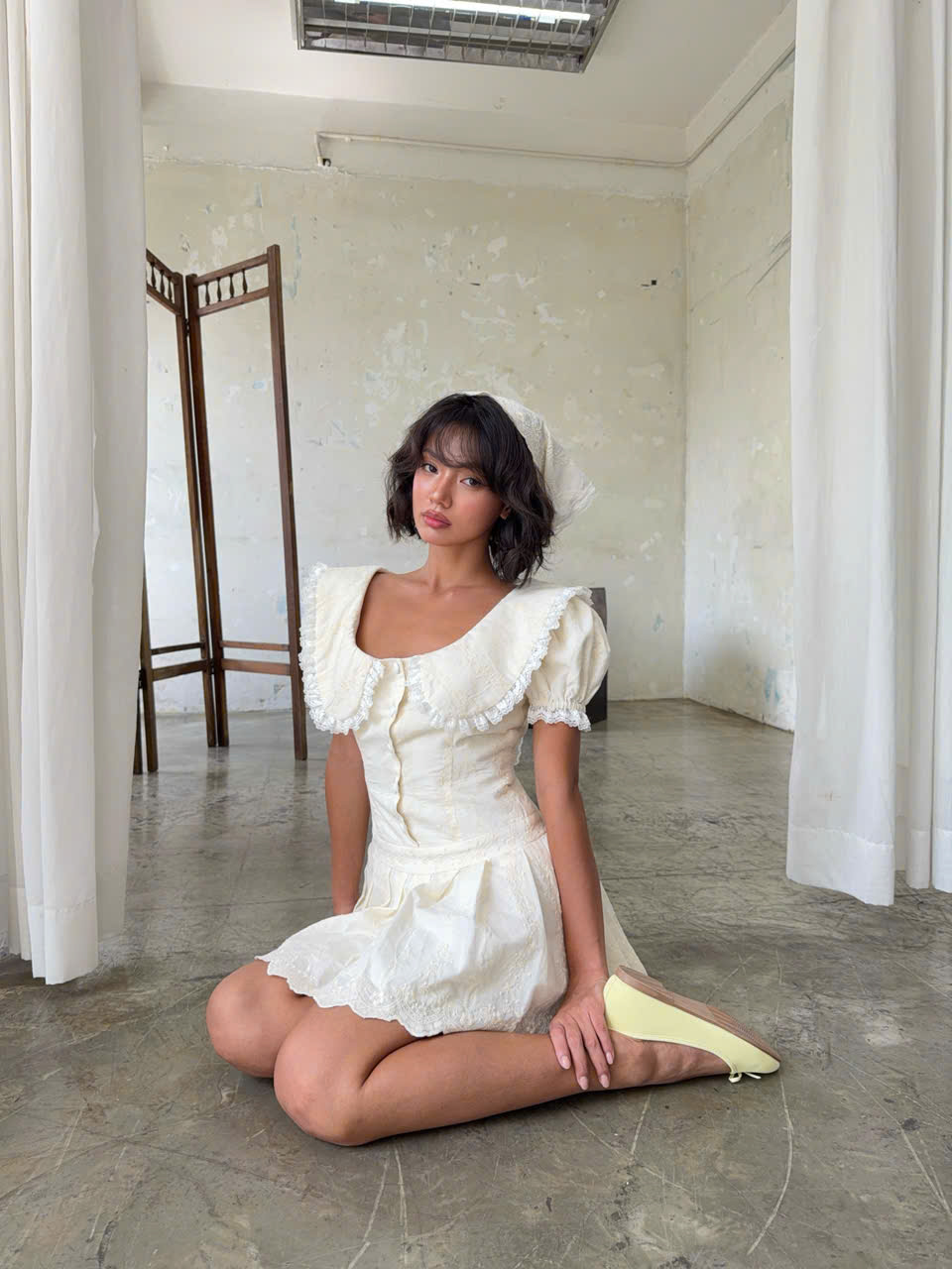Mini Dress — เดรสทรงบานสั้น แถมที่คาดผม