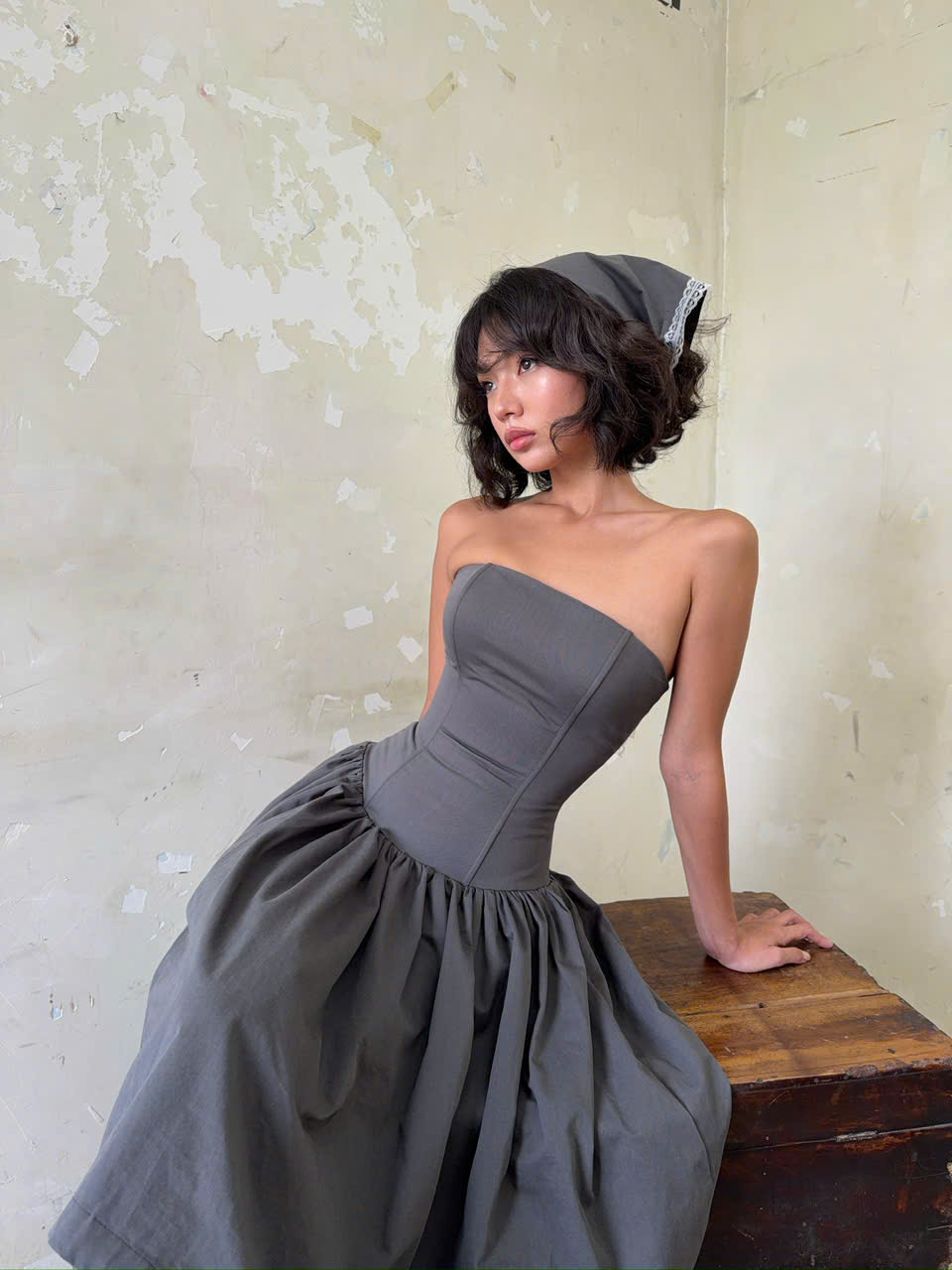 Lola Dress — เดรสเกาะอกแถมที่คาดผม — 3
