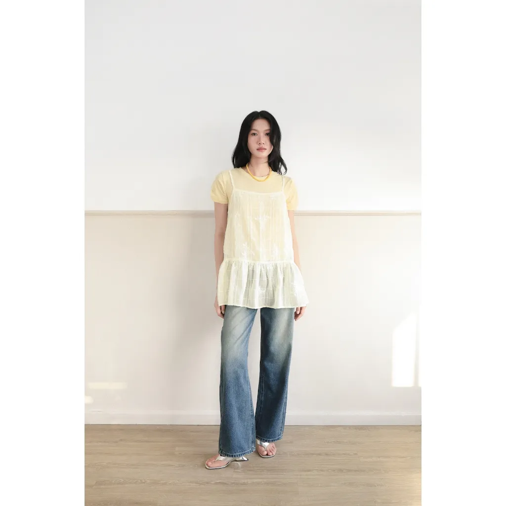 Garden Veil — เซตเสื้อสายเดี่ยวผ้าชีฟองปักดอกไม้ ซ้อนเสื้อยืดบาง