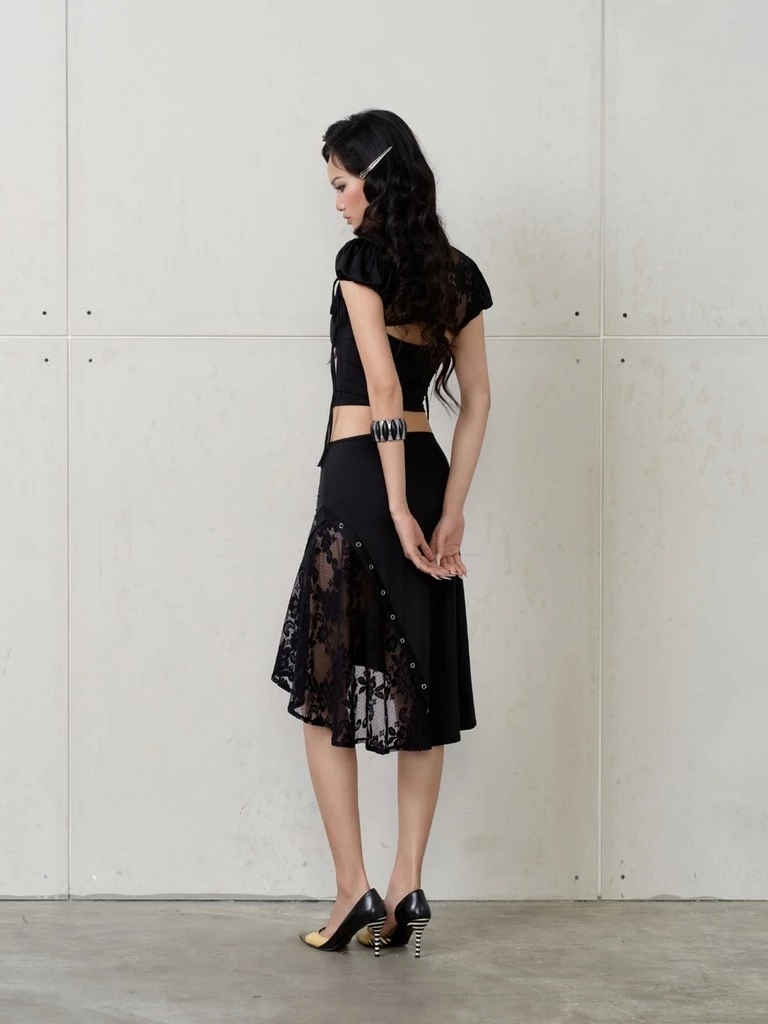 Maven Set — เซตเสื้อแขนระบายกับกระโปรงหางปลา แต่งลูกไม้ — 5