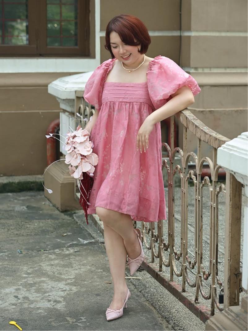 Puff Sleeve Babydoll Mini Dress — เดรสเบบี้ดอลล์แขนพองจับจีบ ลายดอกไม้ — 5