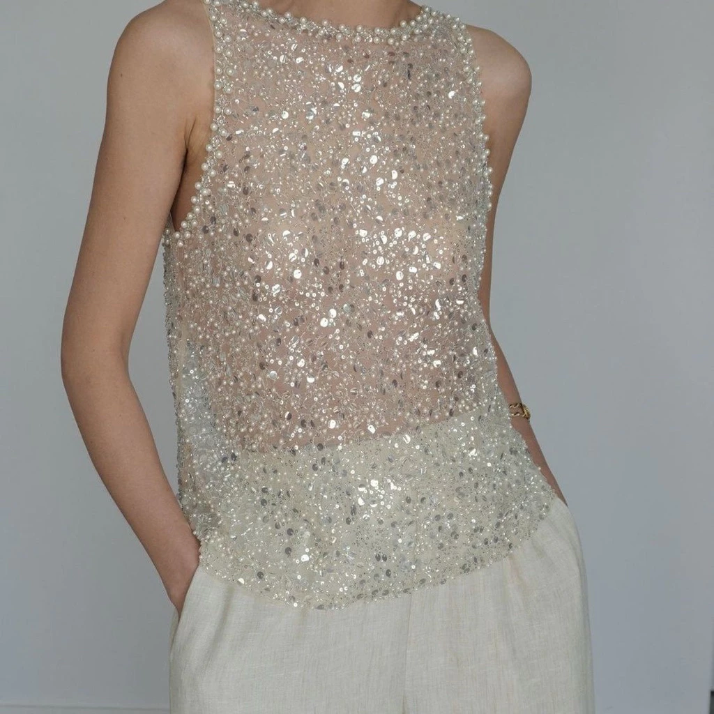 Sequin Button Top — เสื้อกระดุมแต่งเลื่อม หรูหรา