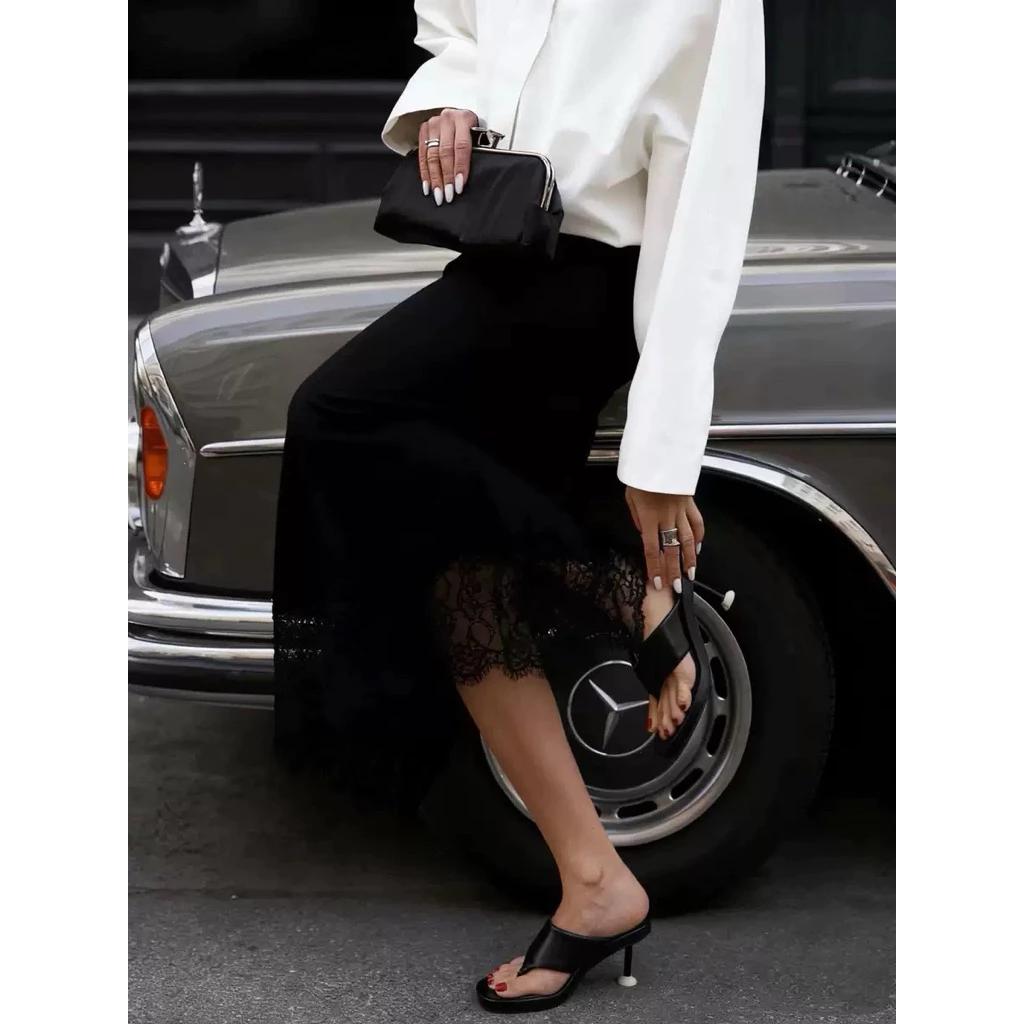 Satin Lace Midi Skirt — กระโปรงยาวผ้าซาตินแต่งลูกไม้ — 5
