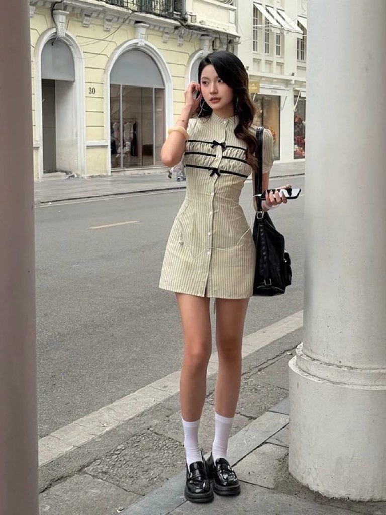Striped Shirt Dress — เดรสเชิ้ตลายทางคอตั้ง ผูกโบว์ — 2