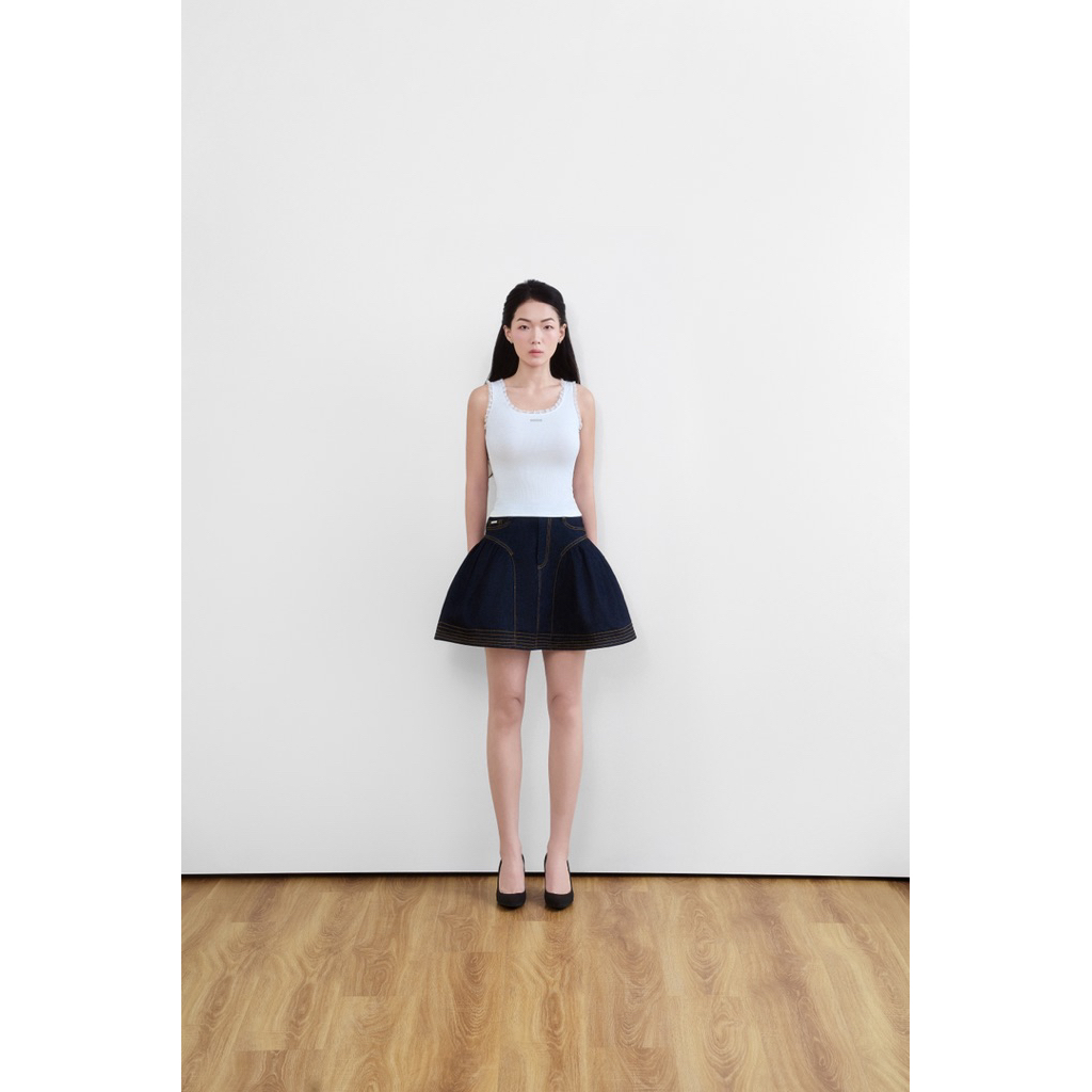 Anna Tank — เสื้อกล้ามเรียบ ทรงสวย — 3