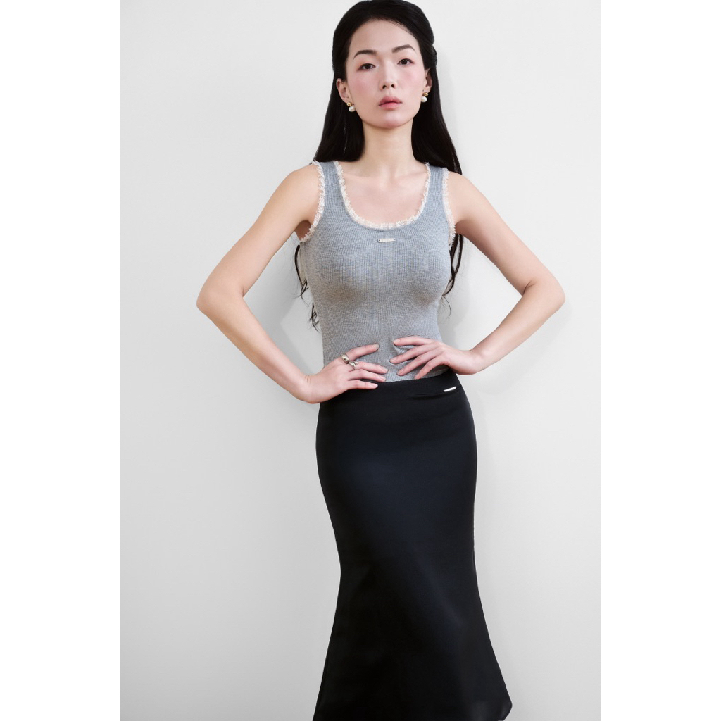 Lyly Midi Skirt — กระโปรงมิดิผ้าไหมสองชั้น — 2