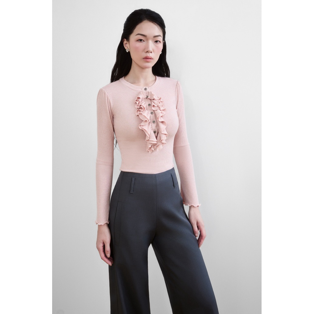 Josie Top — เสื้อแขนยาวแต่งระบายหน้าอก
