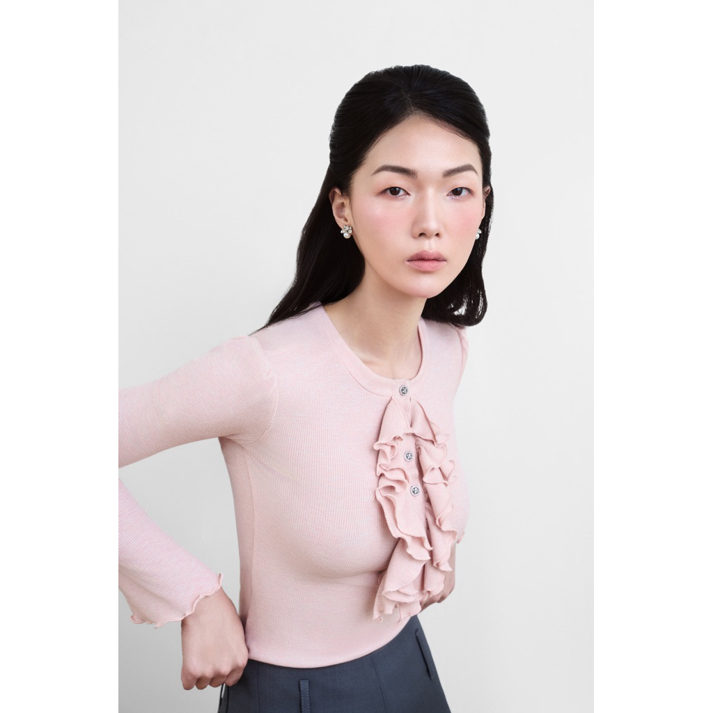 Josie Top — เสื้อแขนยาวแต่งระบายหน้าอก — 5