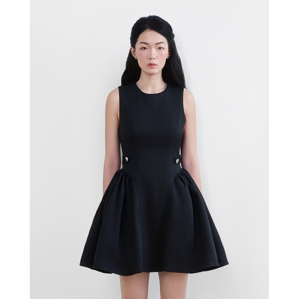 Cassandra Dress — เดรสผ้าคากี ทรงสุภาพ — 2